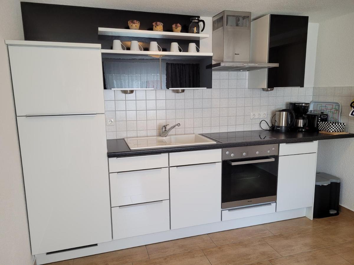 2-Raum Ferienwohnung Zinnowitz Bagian luar foto